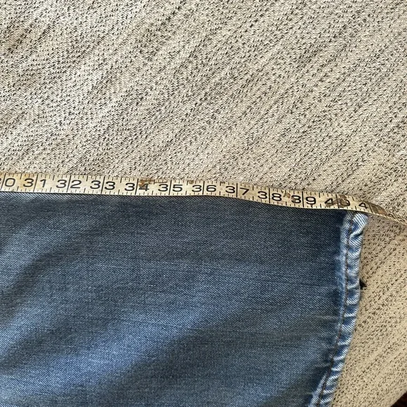 Vintage Levi Jeans with Rolling Stones Patch ππ
- Picture 7 of 7
